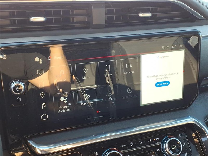 GMC Sierra 2500HD Vehicle Full-screen Gallery Image 8