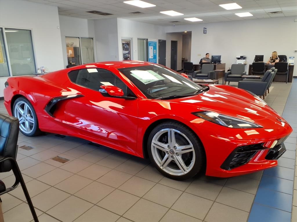 Chevrolet Corvette Vehicle Full-screen Gallery Image 7