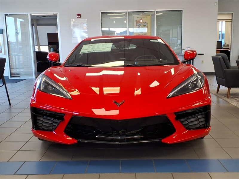 Chevrolet Corvette Vehicle Full-screen Gallery Image 2