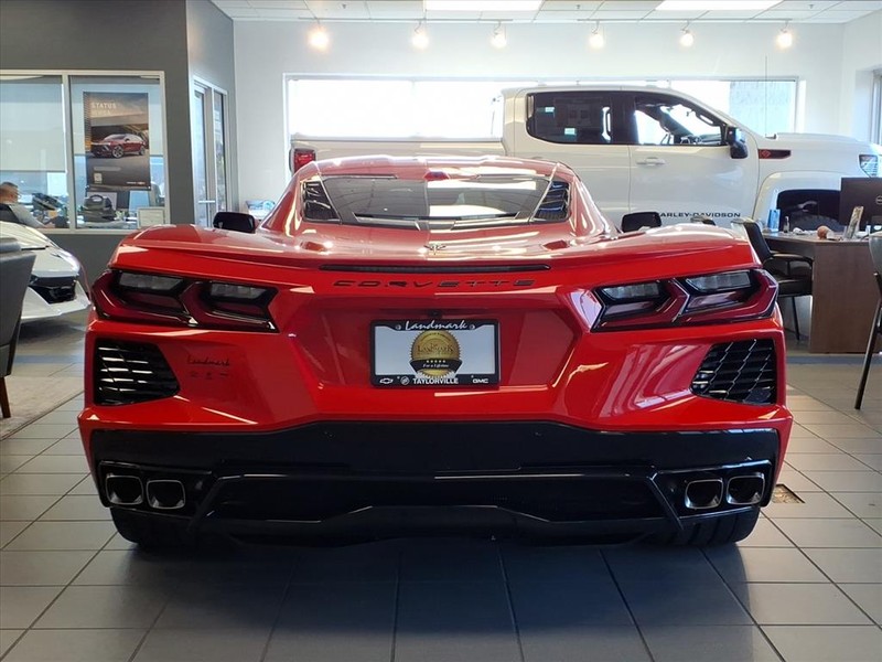 Chevrolet Corvette Vehicle Full-screen Gallery Image 5