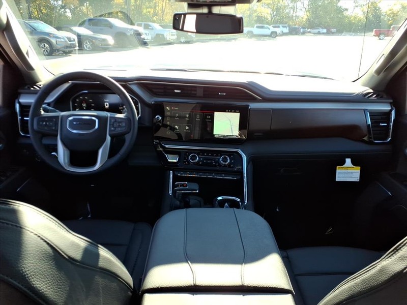 GMC Sierra 1500 Vehicle Full-screen Gallery Image 4