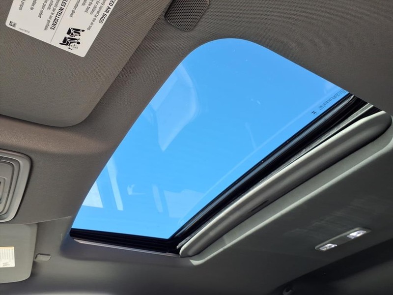 GMC Sierra 1500 Vehicle Full-screen Gallery Image 19