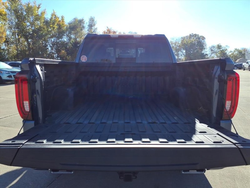 GMC Sierra 1500 Vehicle Full-screen Gallery Image 21