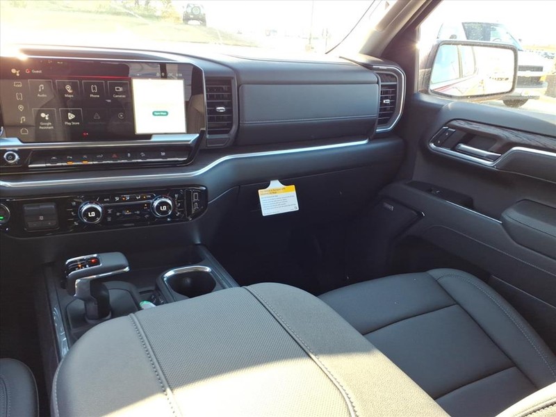 GMC Sierra 1500 Vehicle Full-screen Gallery Image 6