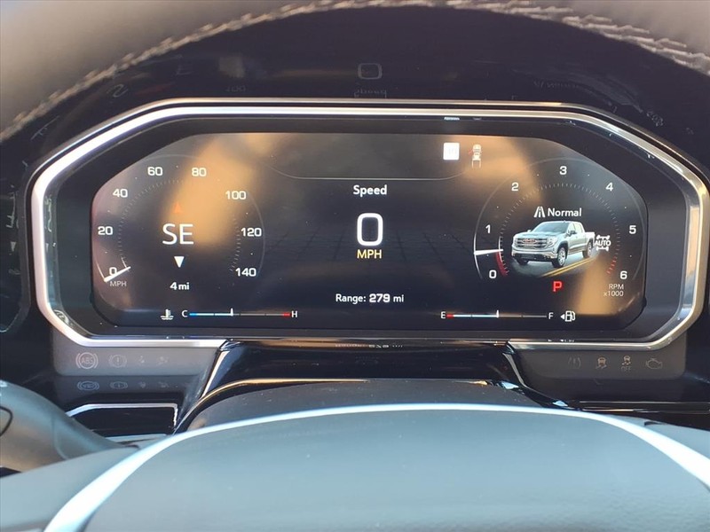 GMC Sierra 1500 Vehicle Full-screen Gallery Image 14