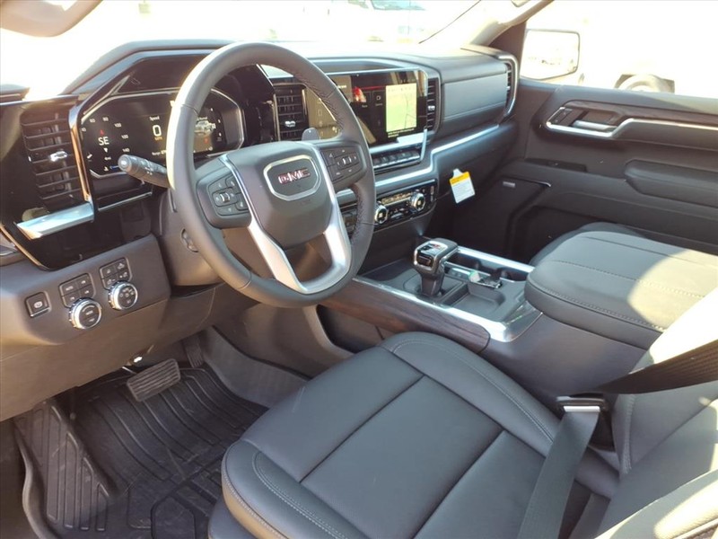 GMC Sierra 1500 Vehicle Full-screen Gallery Image 17
