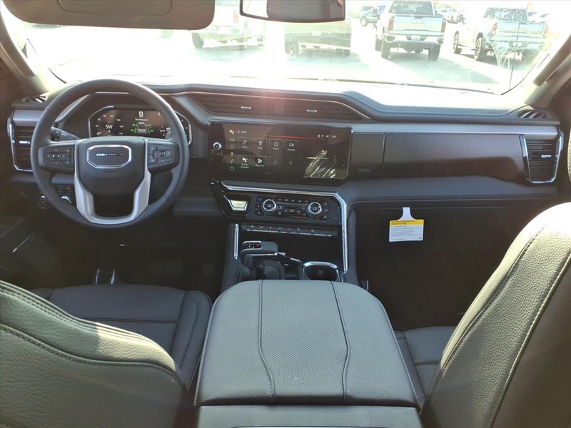 GMC Sierra 1500 Vehicle Full-screen Gallery Image 4