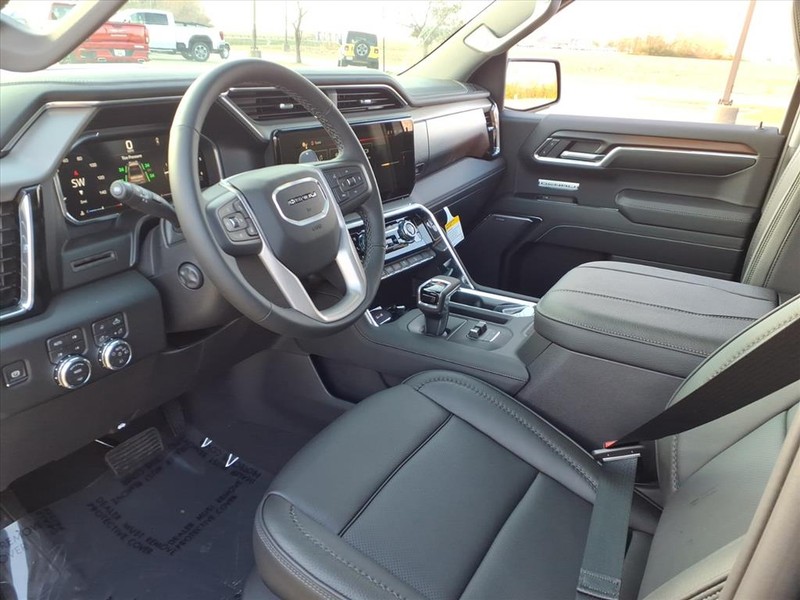 GMC Sierra 1500 Vehicle Full-screen Gallery Image 17