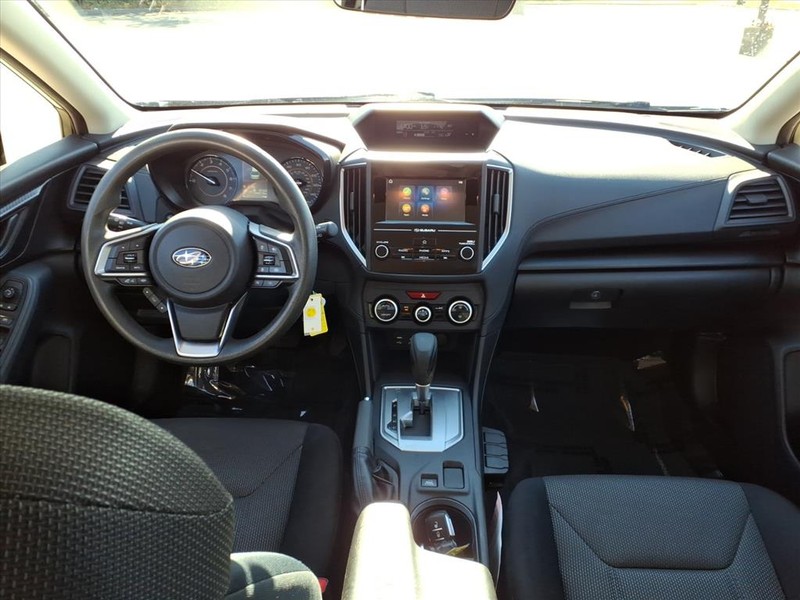 Subaru Crosstrek Vehicle Full-screen Gallery Image 8