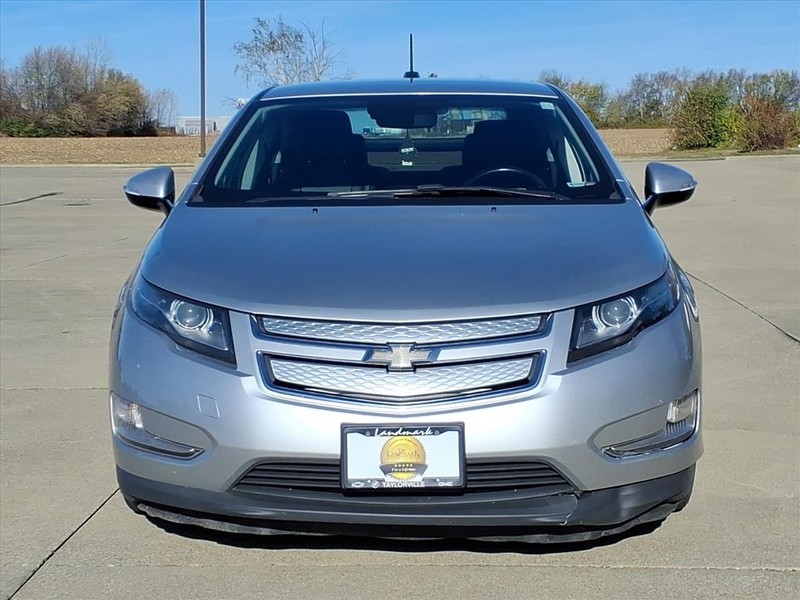 Chevrolet Volt Vehicle Full-screen Gallery Image 07