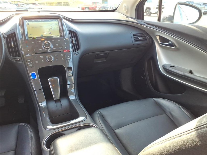 Chevrolet Volt Vehicle Full-screen Gallery Image 10