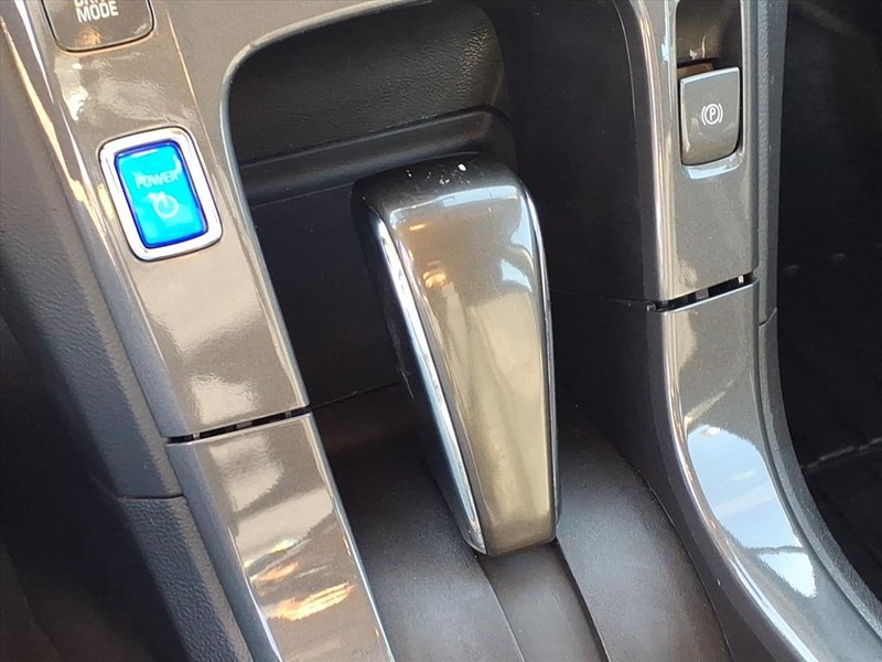 Chevrolet Volt Vehicle Full-screen Gallery Image 15