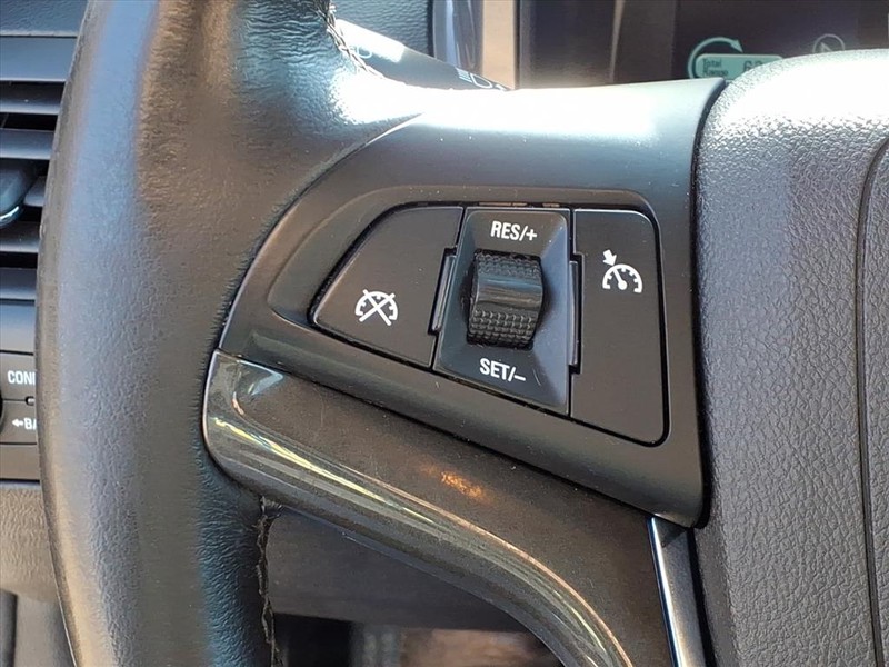 Chevrolet Volt Vehicle Full-screen Gallery Image 16