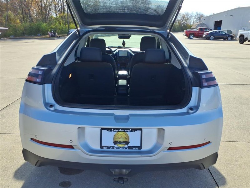 Chevrolet Volt Vehicle Full-screen Gallery Image 22