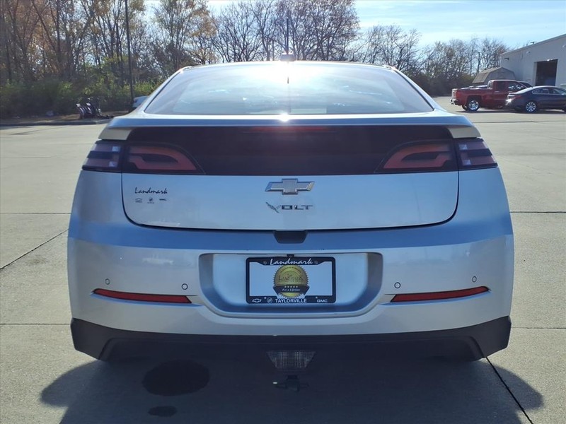 Chevrolet Volt Vehicle Full-screen Gallery Image 23