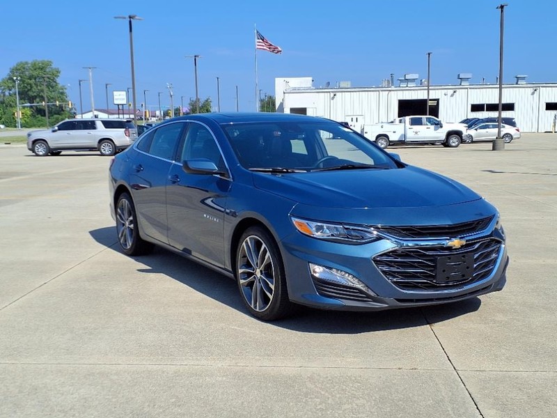 Chevrolet Malibu Vehicle Full-screen Gallery Image 6