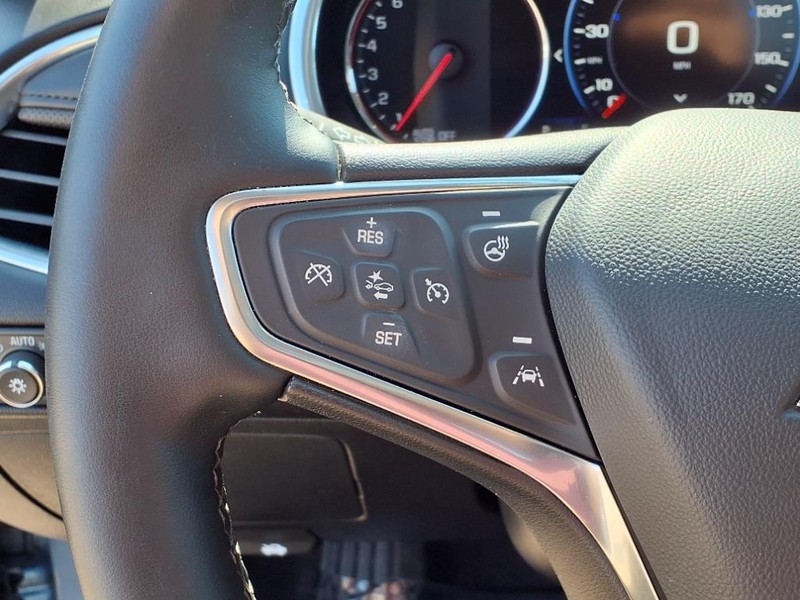 Chevrolet Malibu Vehicle Full-screen Gallery Image 16