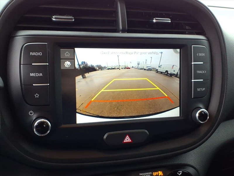 Kia Soul Vehicle Full-screen Gallery Image 13