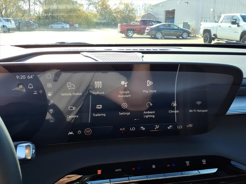 Buick Enclave Vehicle Full-screen Gallery Image 8