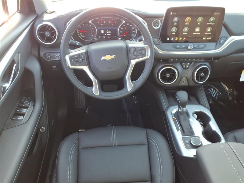 Chevrolet Blazer Vehicle Full-screen Gallery Image 5