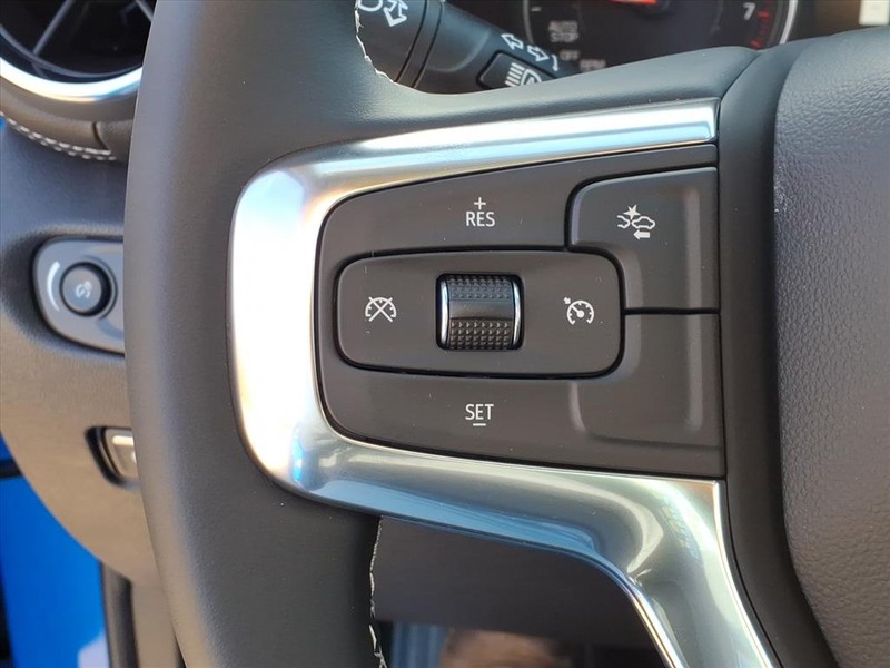 Chevrolet Blazer Vehicle Full-screen Gallery Image 13