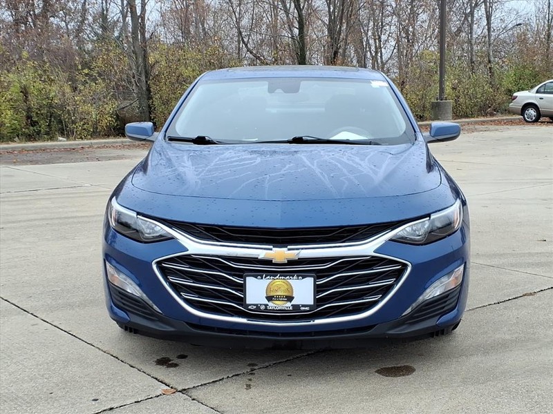 Chevrolet Malibu Vehicle Full-screen Gallery Image 07