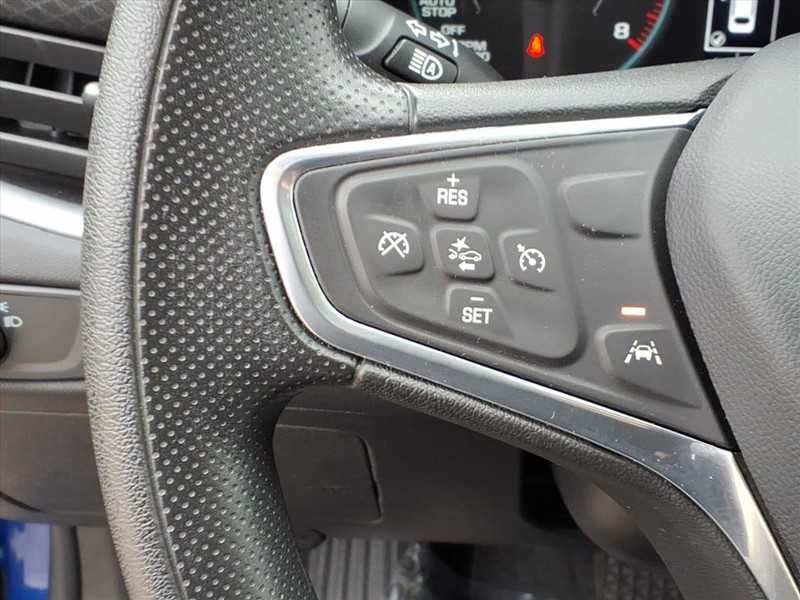 Chevrolet Malibu Vehicle Full-screen Gallery Image 16