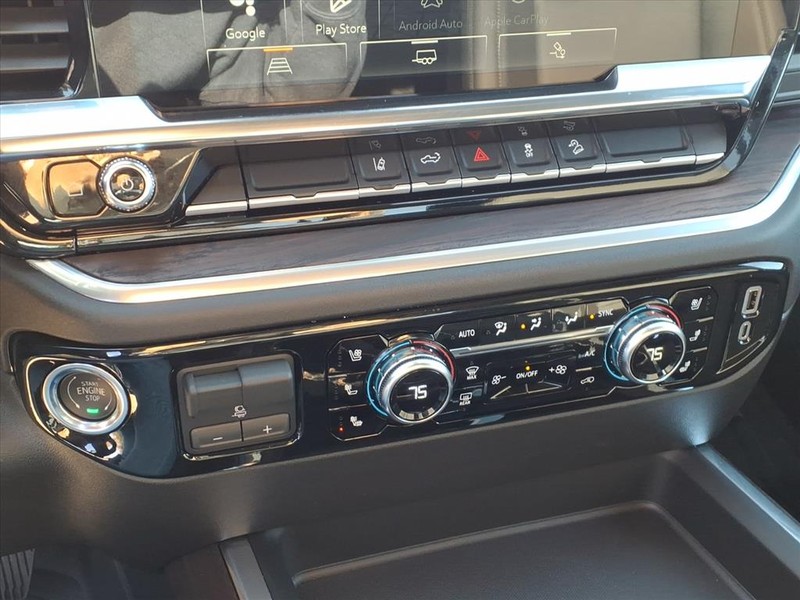 GMC Sierra 2500HD Vehicle Full-screen Gallery Image 10