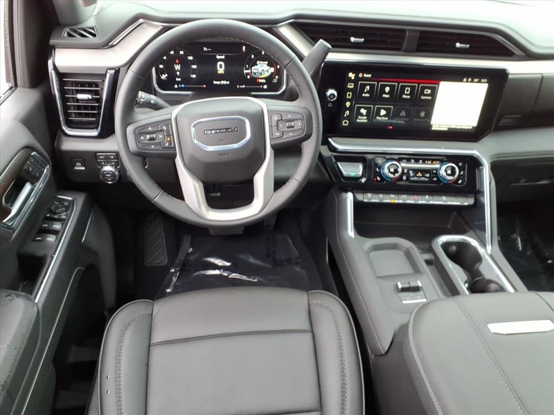 GMC Sierra 2500HD Vehicle Full-screen Gallery Image 5