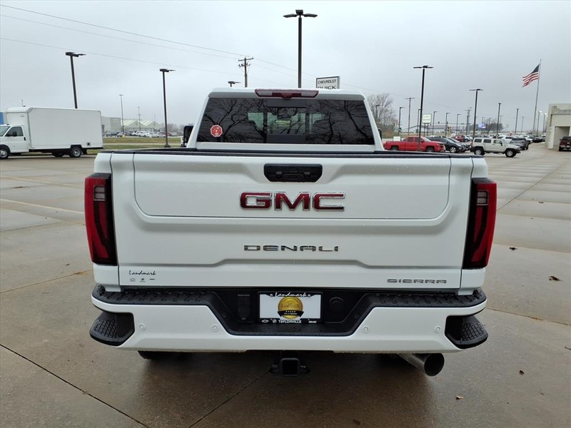GMC Sierra 2500HD Vehicle Full-screen Gallery Image 20