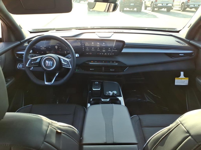 Buick Enclave Vehicle Full-screen Gallery Image 4