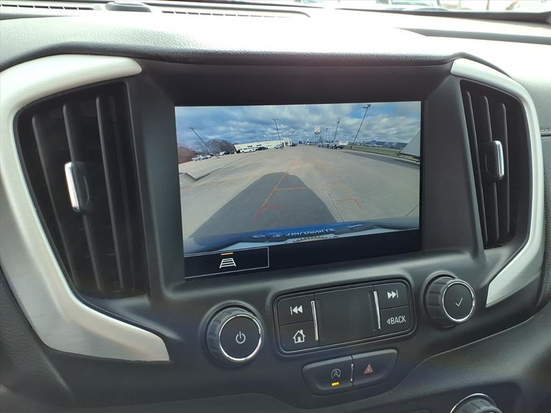 GMC Terrain Vehicle Full-screen Gallery Image 13