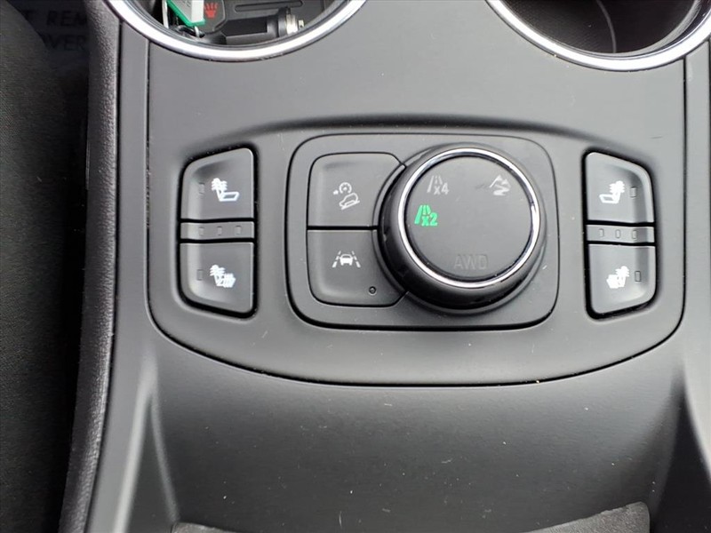 GMC Terrain Vehicle Full-screen Gallery Image 16