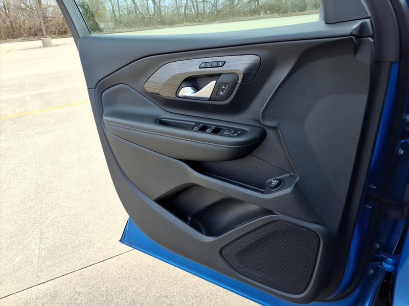 GMC Terrain Vehicle Full-screen Gallery Image 20