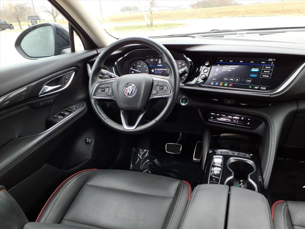 Buick Envision Vehicle Full-screen Gallery Image 11