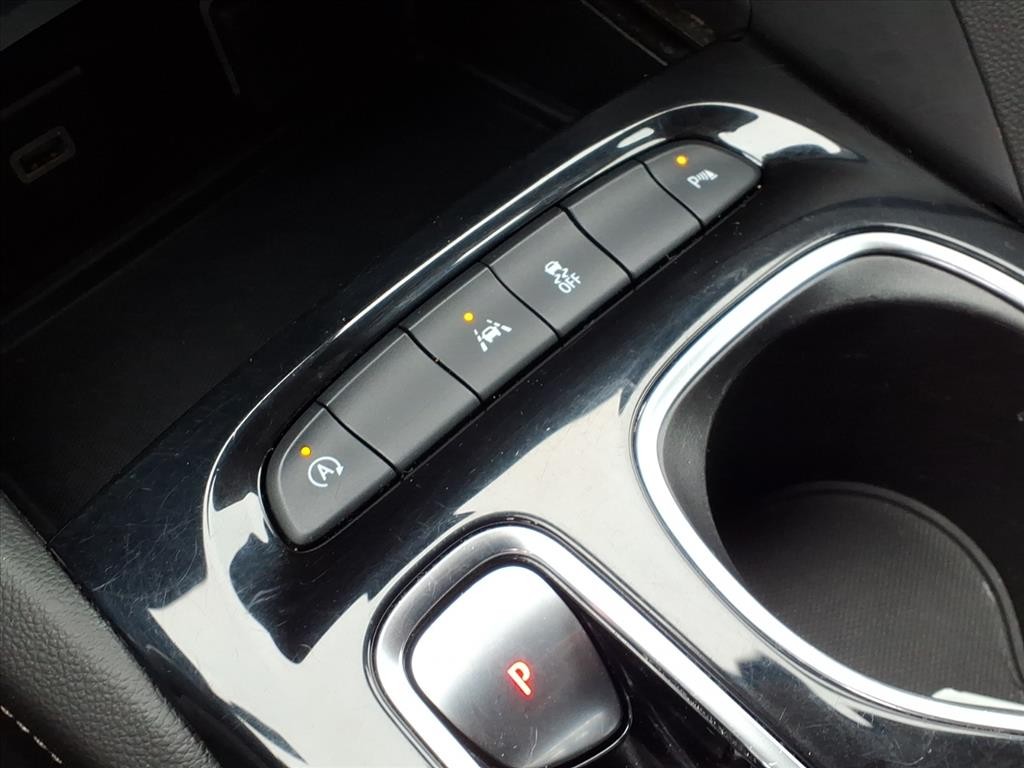 Buick Envision Vehicle Full-screen Gallery Image 15