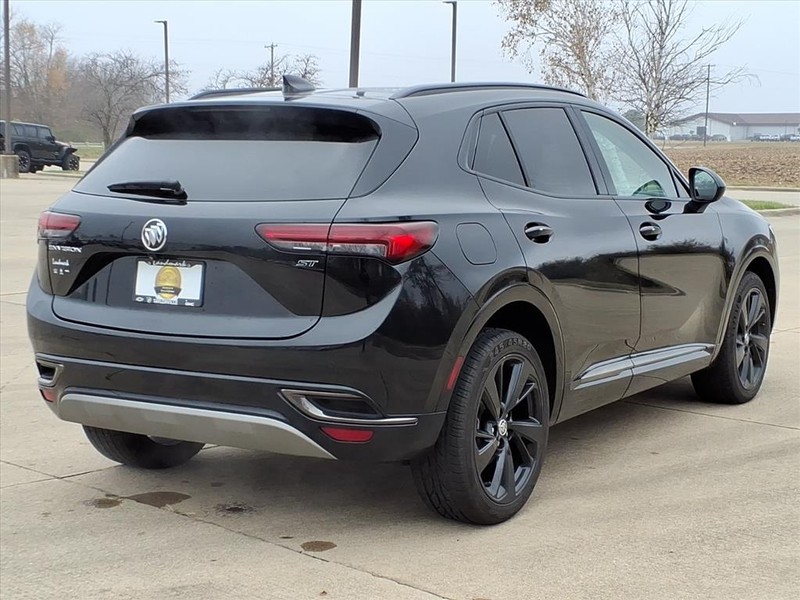 Buick Envision Vehicle Full-screen Gallery Image 04
