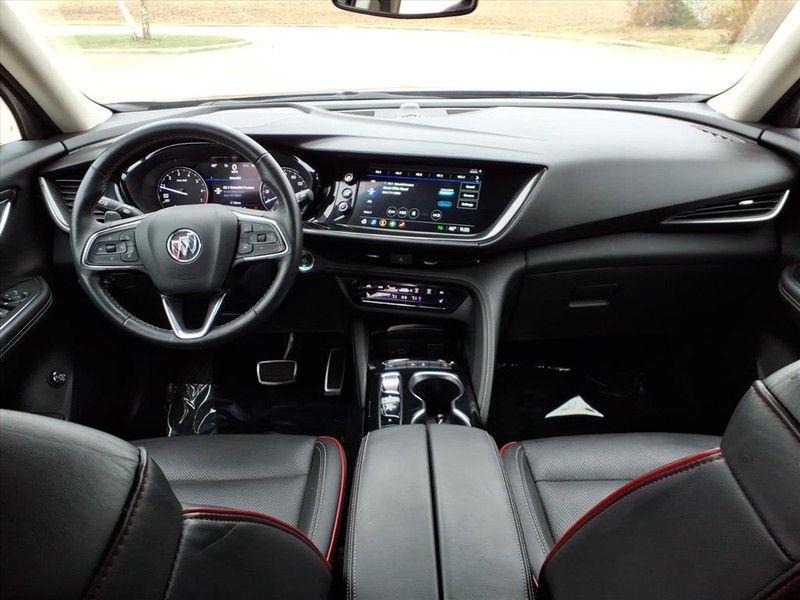 Buick Envision Vehicle Full-screen Gallery Image 08