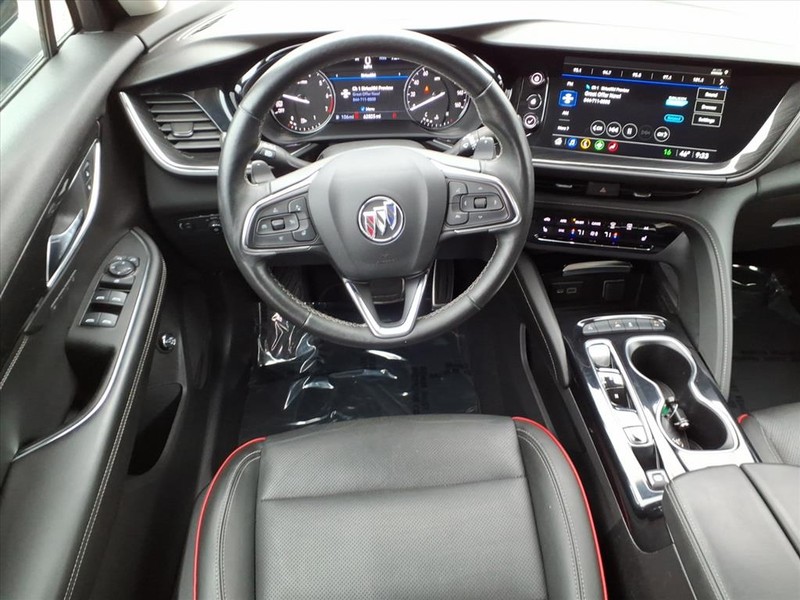 Buick Envision Vehicle Full-screen Gallery Image 09