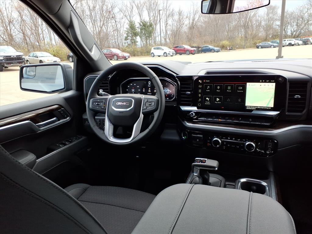 GMC Sierra 1500 Vehicle Full-screen Gallery Image 7