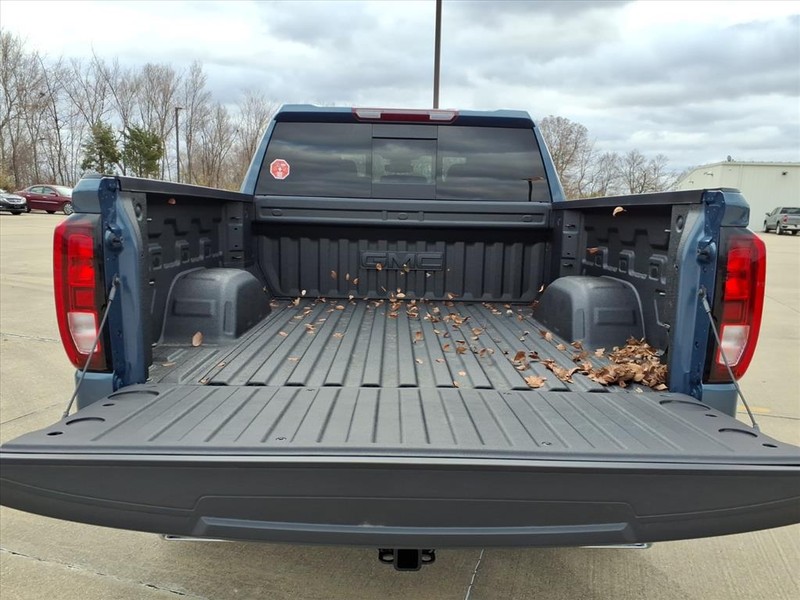 GMC Sierra 1500 Vehicle Full-screen Gallery Image 19