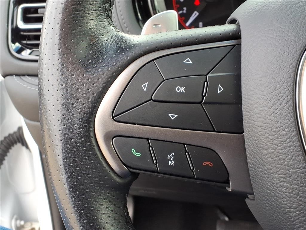 Dodge Durango Vehicle Full-screen Gallery Image 16