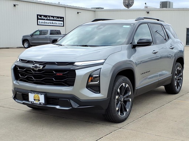 Chevrolet Equinox Vehicle Full-screen Gallery Image 2