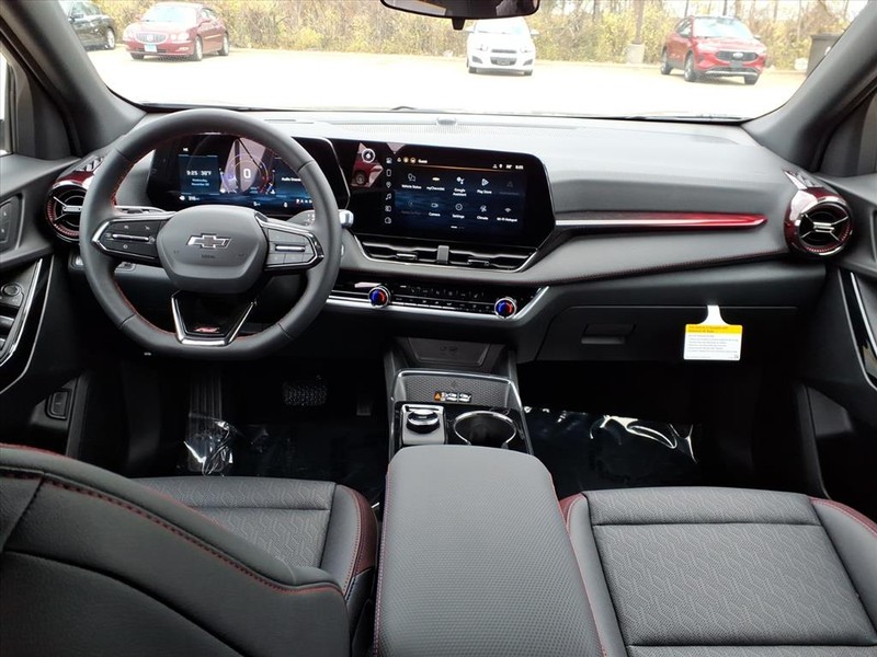 Chevrolet Equinox Vehicle Full-screen Gallery Image 4