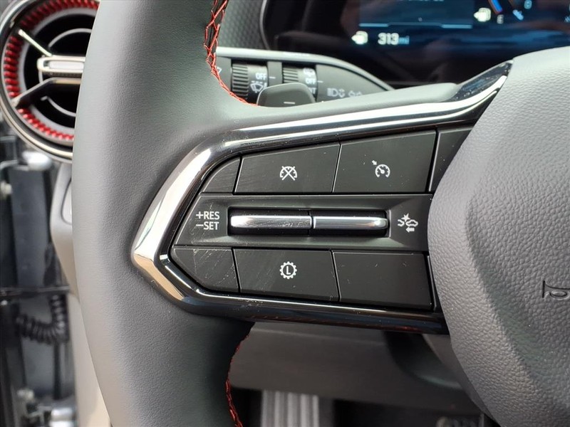 Chevrolet Equinox Vehicle Full-screen Gallery Image 12