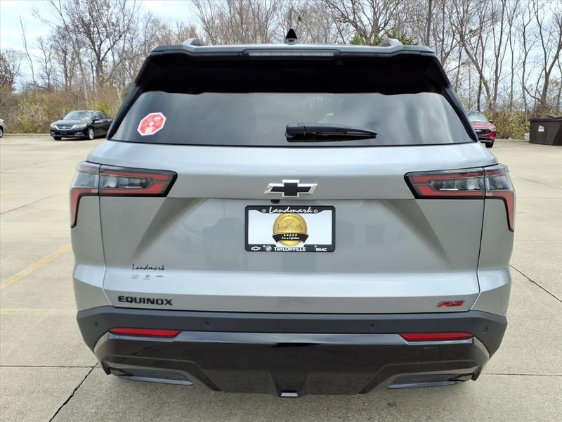 Chevrolet Equinox Vehicle Full-screen Gallery Image 19