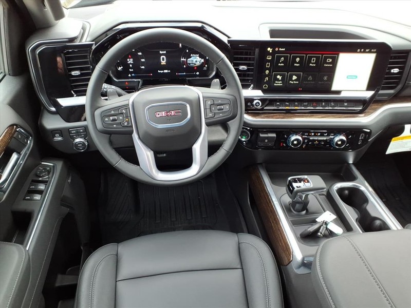 GMC Sierra 1500 Vehicle Full-screen Gallery Image 5