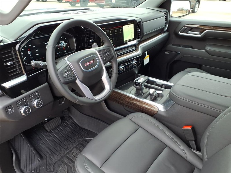 GMC Sierra 1500 Vehicle Full-screen Gallery Image 17