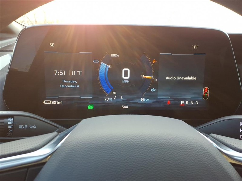 Chevrolet Equinox EV Vehicle Full-screen Gallery Image 13