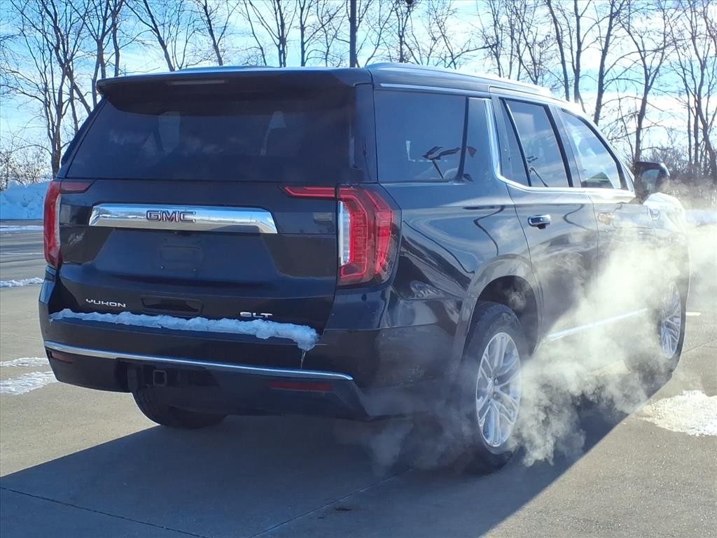 GMC Yukon Vehicle Full-screen Gallery Image 4